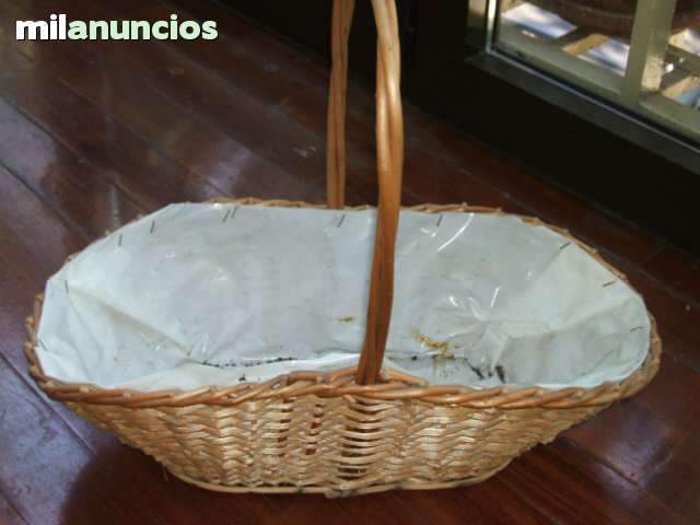 MIL ANUNCIOS.COM - 5 cestas mimbre nuevas