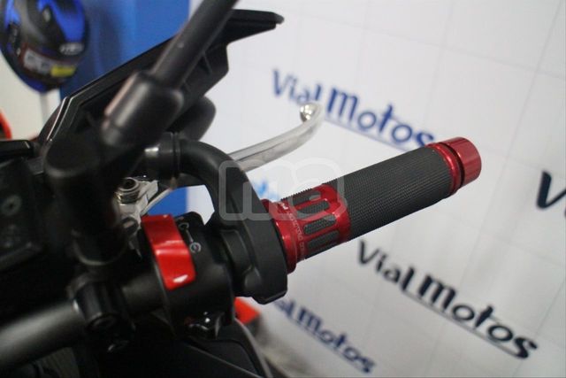 Baul Moto Dos Cascos Trasero Vc 48lt | RAM BICICLETAS Baul Moto Dos Cascos Trasero Vc 48lt | RAM BICICLETAS