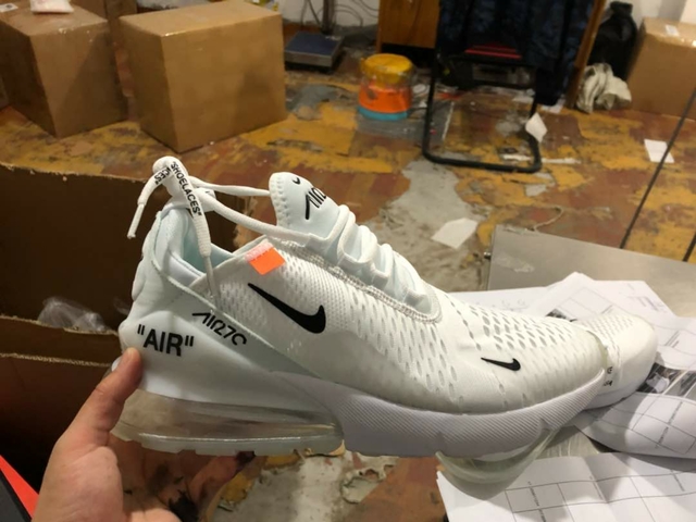 NIKE VERSION OFF WHITE NIKE VERSION OFF WHITE