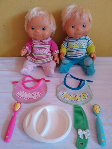 muñecos gemelos mila y malo famosa