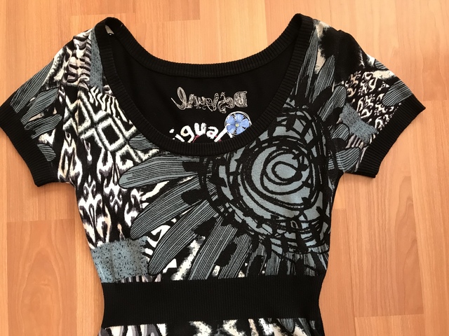 MIL ANUNCIOS.COM Desigual gris Segunda mano y anuncios Lote ropa, camisetas desigual,Zara,esfera de segunda mano