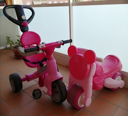 triciclo feber rosa