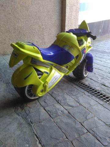 juguettos coches electricos