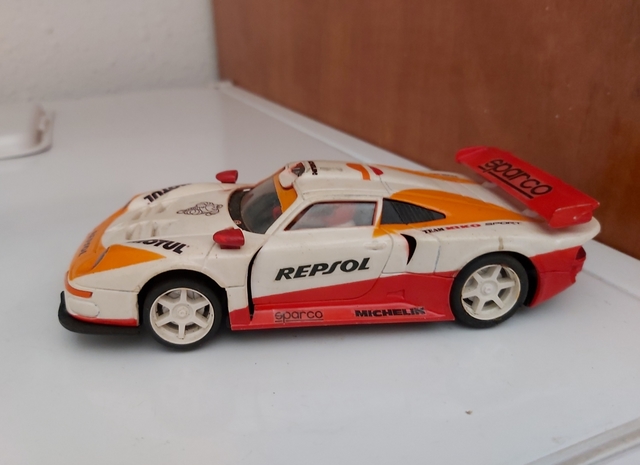 porsche 911 gt1 scalextric