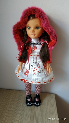 nancy caperucita roja