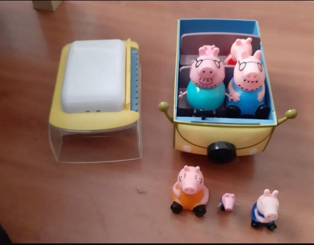 furgoneta peppa pig