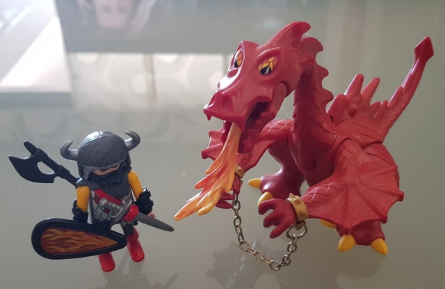 dragon rojo playmobil