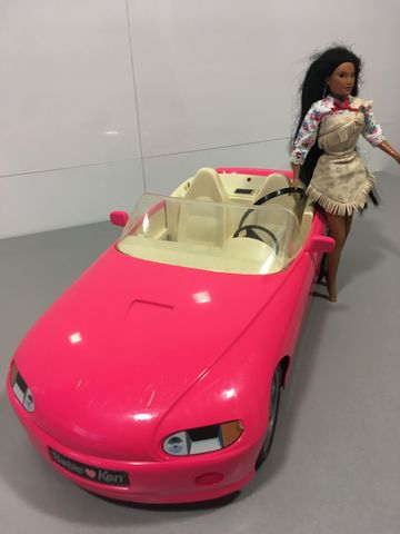 coche barbie descapotable