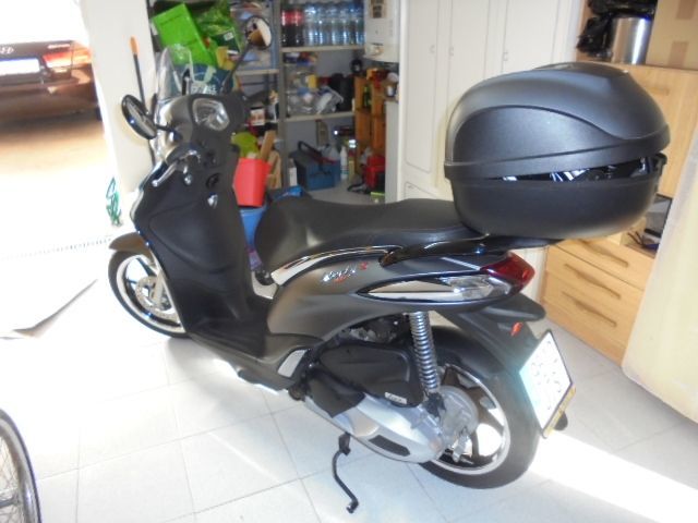 Asiento completo para Piaggio Liberty 50//125//150/ cc repuesto original