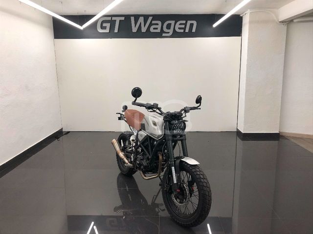 Cambio de aceite y revisión para motocicletas de entre 250 y 1.000 cc desde 19,90 € en Moto Expres Cambio de aceite y revisión para motocicletas de entre 250 y 1.000 cc desde 19,90 € en Moto Expres