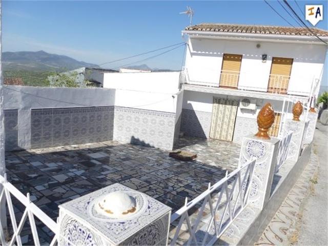 MIL ANUNCIOS.COM - Casa con mucho espacio exterior en La Rabita
