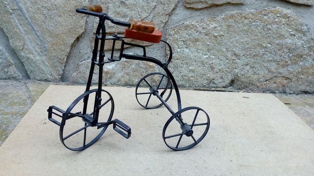 triciclo de hierro