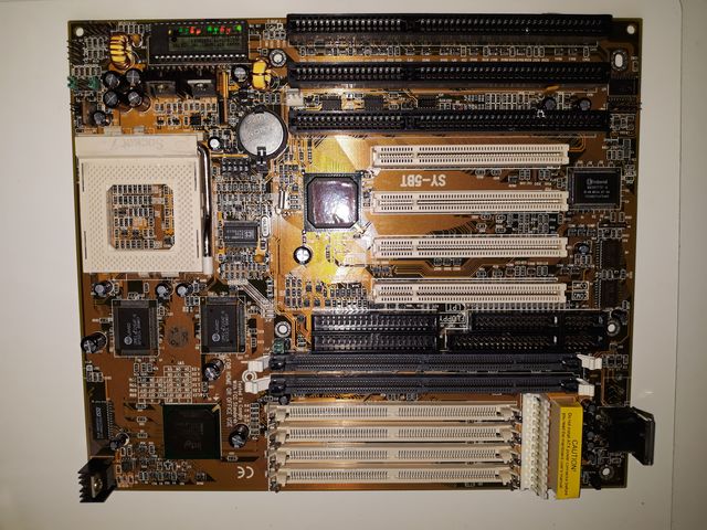 Drivers motherboard pcchips m935cg windows 7 Drivers motherboard pcchips m935cg windows 7