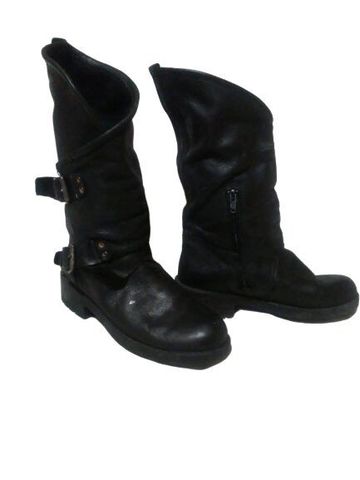 botas negras cortas