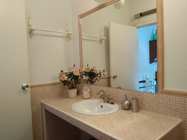 MIL ANUNCIOS.COM - Casa RURAL con garaje para 2 vehiculos. Camino,20 en