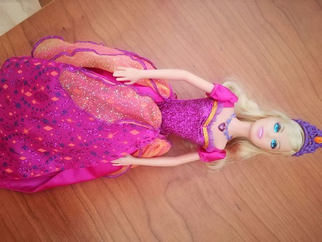 barbie castillo de diamantes muñeca