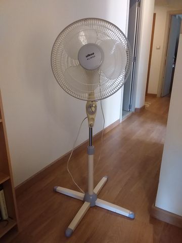 MIL ANUNCIOS.COM Ventilador pie Segunda mano y anuncios Ventilador de pie Apelson. de segunda mano por 12 € en