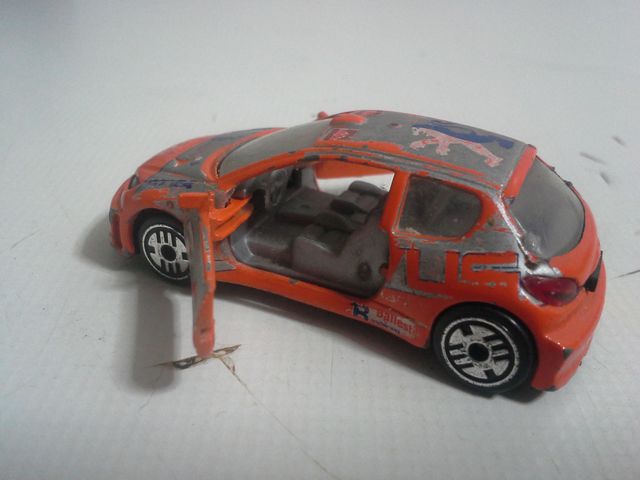peugeot 206 juguete