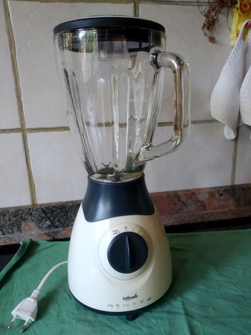 MIL ANUNCIOS.COM Batidora. Electrodomésticos batidora en Batidora manual antigua. En buen estado. de segunda mano por
