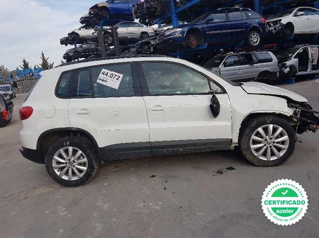 Volkswagen tiguan 5n2