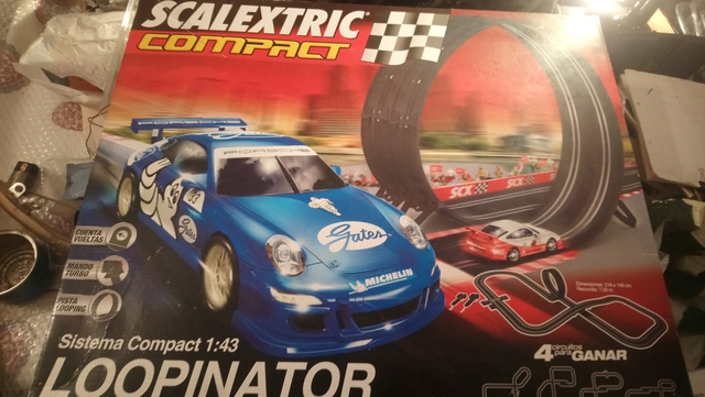 scalextric loopinator