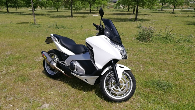 Honda nc700d integra