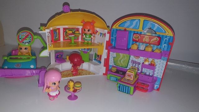 hamburgueseria pin y pon