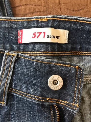 levis 571