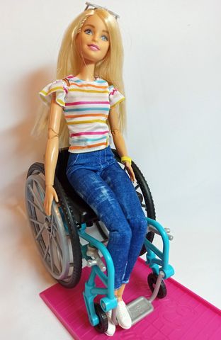barbie silla de ruedas precio