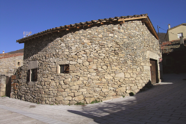 MIL ANUNCIOS.COM - Alquilo casa rústica en Parque de Gredos Circo de