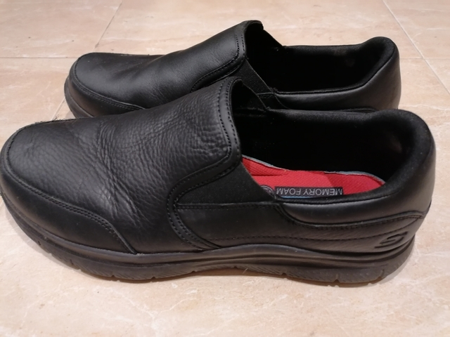 skechers negros