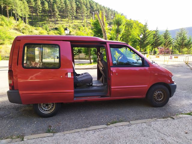 Nissan vanette 2