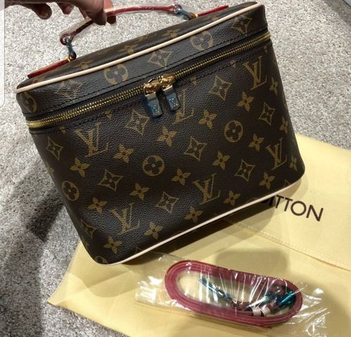 Bolso neceser best sale louis vuitton