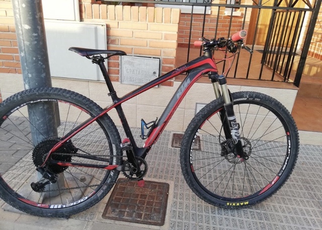 ktm myroon 2016