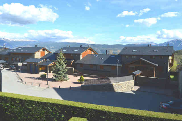 Mil Anuncios Com Cerdanya Alquiler De Chalets Cerdanya De Particulares Encuentra Tu Chalet De Alquiler Cerdanya