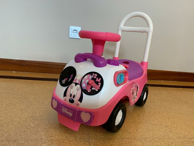 correpasillos minnie