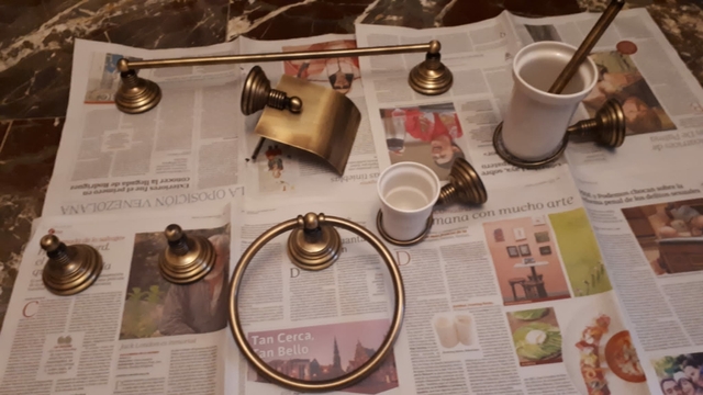 MIL ANUNCIOS.COM - Accesorios baño bronce