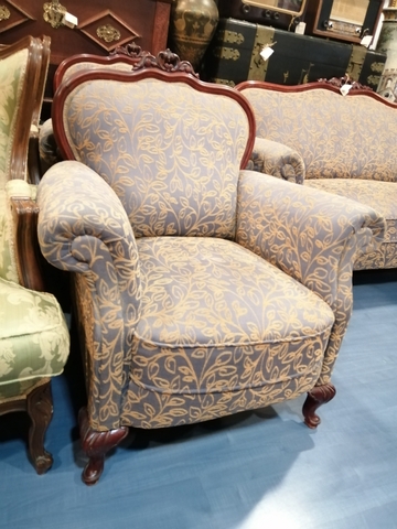 se tapizan sillas sillones tresillos se tapizan sillas sillones tresillos