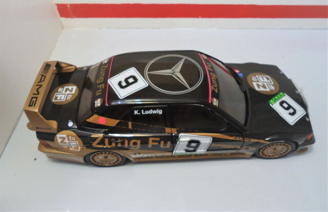 Mercedes Benz Sprinter policía maqueta de coche metal modelo auto de juguete 92
