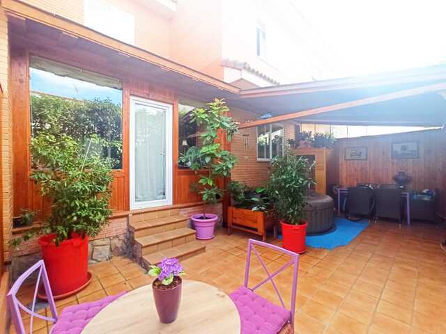 MIL ANUNCIOS.COM - Chalet adosado en venta Calle Cercado del Rosario en