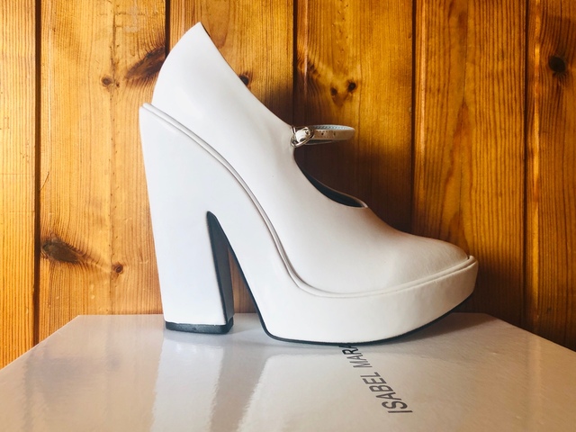 tacones blancos plataforma