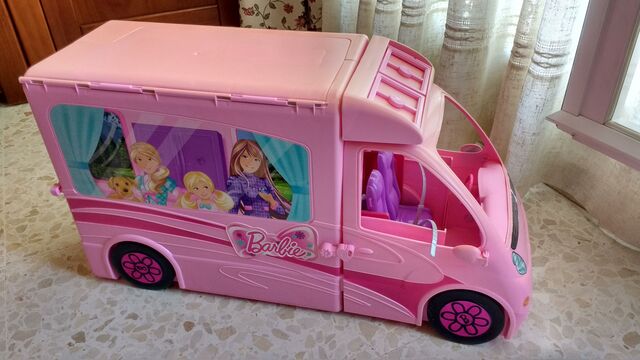 furgoneta barbie