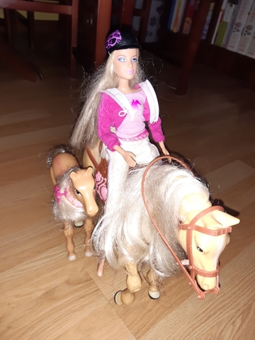 barbie y sus caballos
