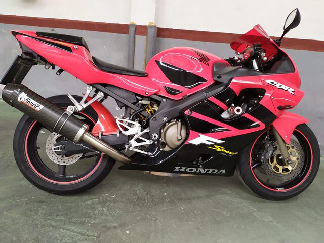 Honda cbr f4i sport