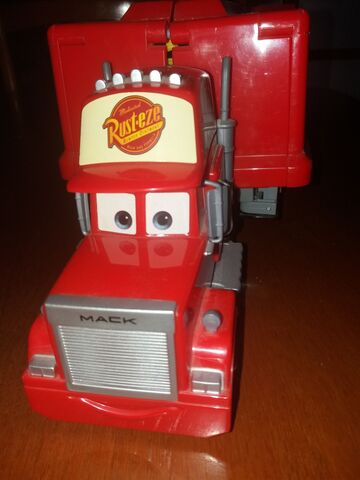 mack rayo mcqueen