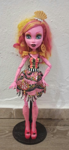 monster high gigante