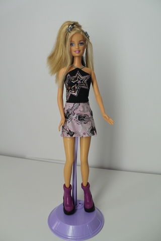 juegos de barbie rockera