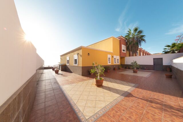 MIL ANUNCIOS.COM - Torviscas Alto Calle EXTREMADURA 4 en Adeje