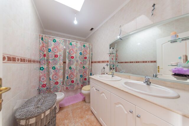 MIL ANUNCIOS.COM - Torviscas Alto Calle EXTREMADURA 4 en Adeje