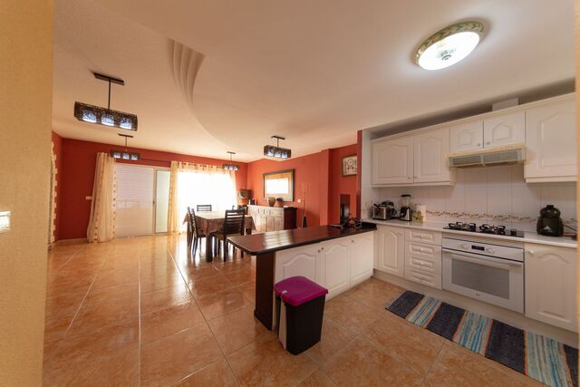 MIL ANUNCIOS.COM - Torviscas Alto Calle EXTREMADURA 4 en Adeje